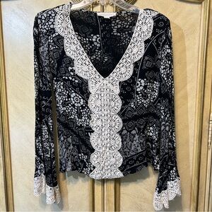 Lovestitch Black & White Floral Lace Crochet Front Flare Sleeve Boho Top Blouse